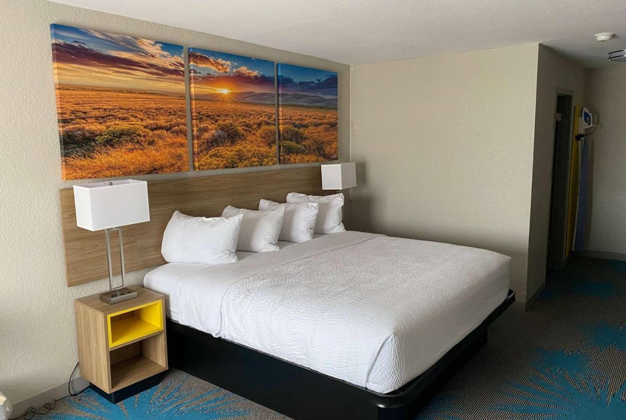 Days Inn By Wyndham Waco University Area Exteriér fotografie