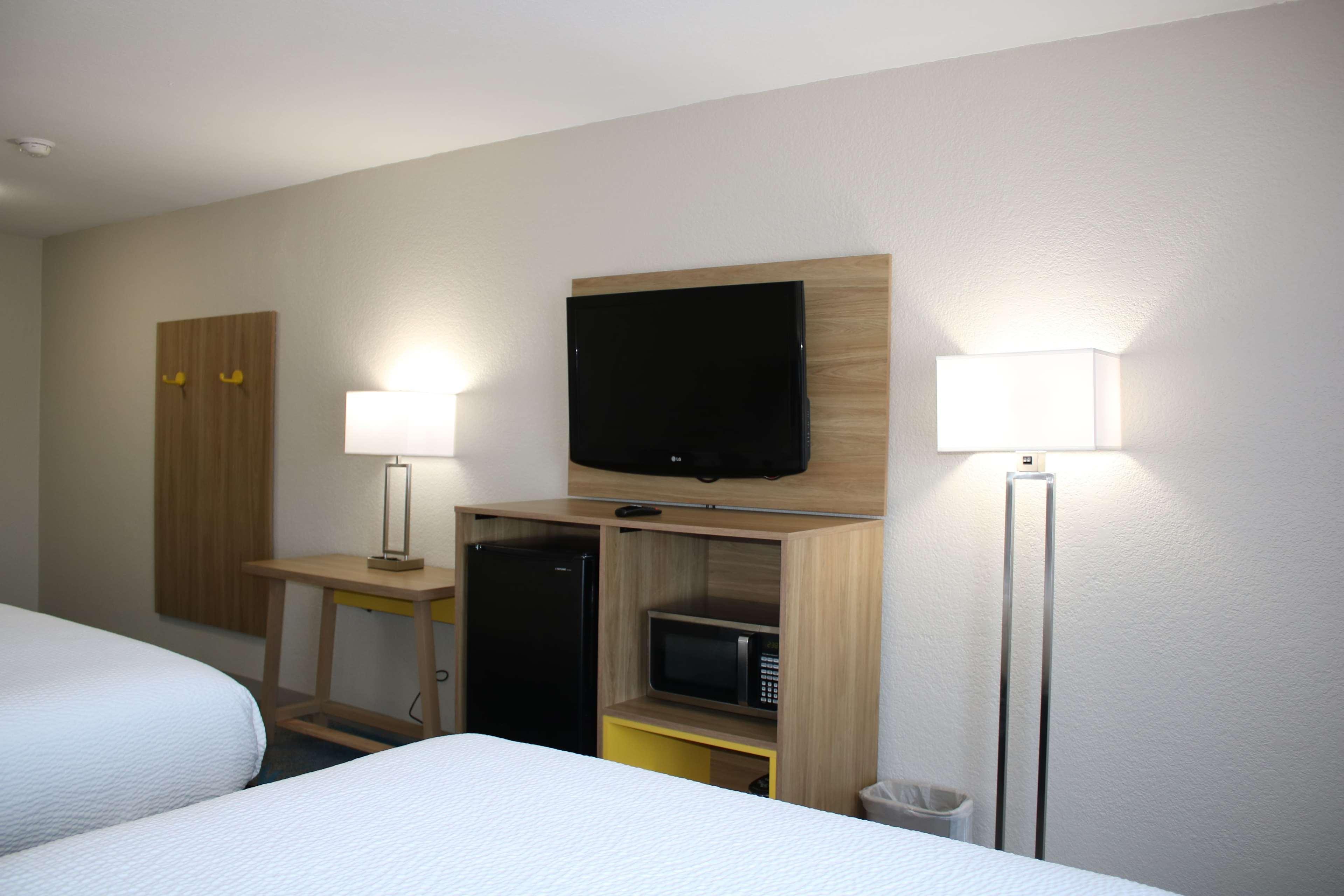 Days Inn By Wyndham Waco University Area Exteriér fotografie