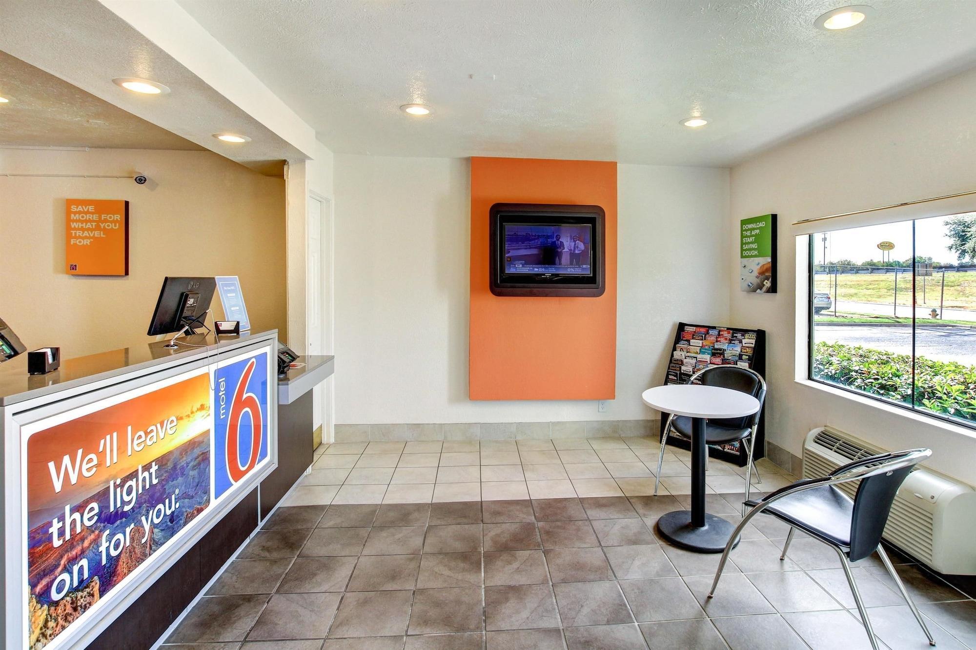 Days Inn By Wyndham Waco University Area Exteriér fotografie